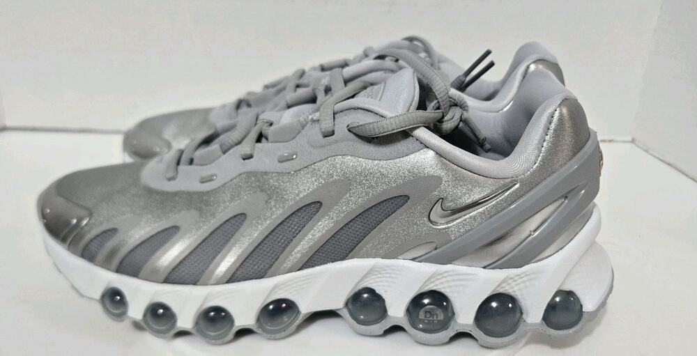 Nike W Air Max DN8 Wolf Grey Metallic HF5509 001 Women's Sz 8.5/Men's Sz 7